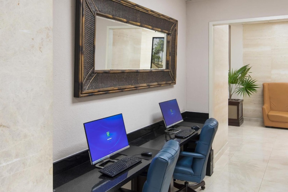 Holiday Inn Hotel Port of Miami-Downtown Main image